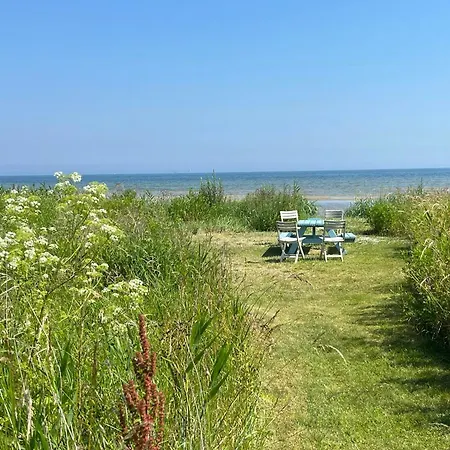 House In Peaceful Surroundings 150 M To The Water Сasa de vacaciones